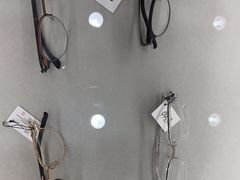 -无界眼镜MaxLess(南翔印象城店)