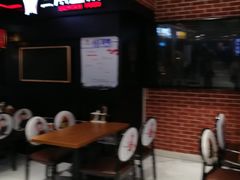 -汇吃汇喝美食街(上海建发浦悦荟广场店)