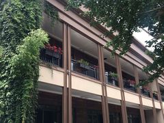 -黔蘑菇四季餐厅(观山湖店)