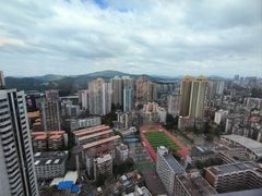 -广州中心皇冠假日酒店