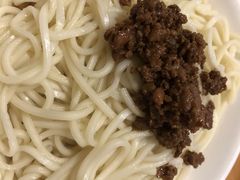 素椒杂酱面-明红蹄花(糍粑店街店)