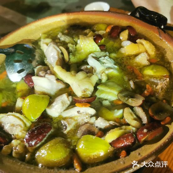 合公桥碳炉鸡煲