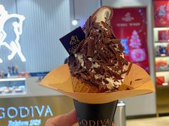 经典巧克力软冰激-GODIVA(国际金融中心店)