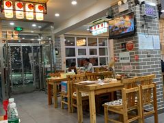 大堂-余丞记川渝面馆(云峰店)