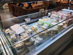 -格瑞思动物奶油生日蛋糕(圆融店)