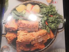 -喇喇排骨火锅·传统韩式脊骨汤(望京西园总店)