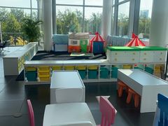 -奔驰北京极光星徽(四元桥店)