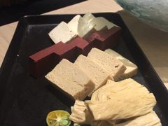 -余欢领鲜火锅(新街口店)