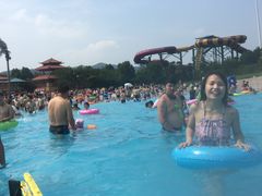 -汤山欢乐水世界