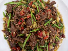 生炒黄牛肉-湖南人家湘菜馆(镇江路店)