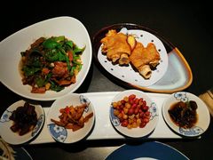 -凤凰湘语·海派湘菜(浦东旗舰店)
