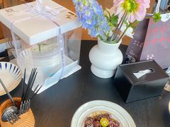 鲜花主题款蛋糕-艾加柒克蛋糕茶歇甜品台(春熙路店)