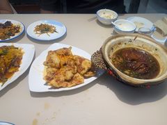 -老码头黑皮肘子锅包肉(赣水路店)