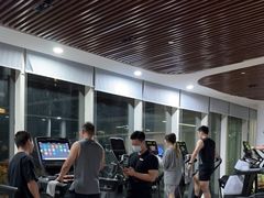 -一兆韦德健身(慧芝湖店)