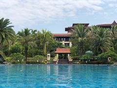 -西双版纳融创皇冠假日度假酒店