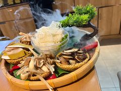 -菌彩云南野生菌火锅(万达广场店)