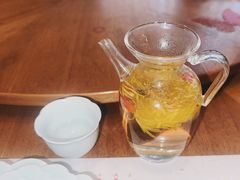 -荷风细雨·中国茶宴(世纪大道店)