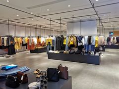 -URBAN REVIVO(欢乐海岸购物中心店)