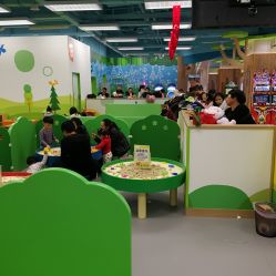 -莫莉幻想儿童乐园(郑州丹尼斯三天地店)