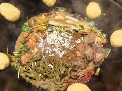 -万里闯关东铁锅炖菜馆(高新旗舰店)