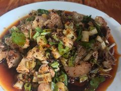 凉拌拐肉-叶老大肥肠