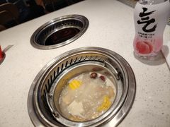-龍歌自助小火锅(市南金茂湾店)