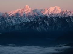 -牛背山