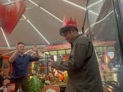 -何师烧烤Pro ·江湖川菜·小龙虾·精酿(太古里旗舰店)