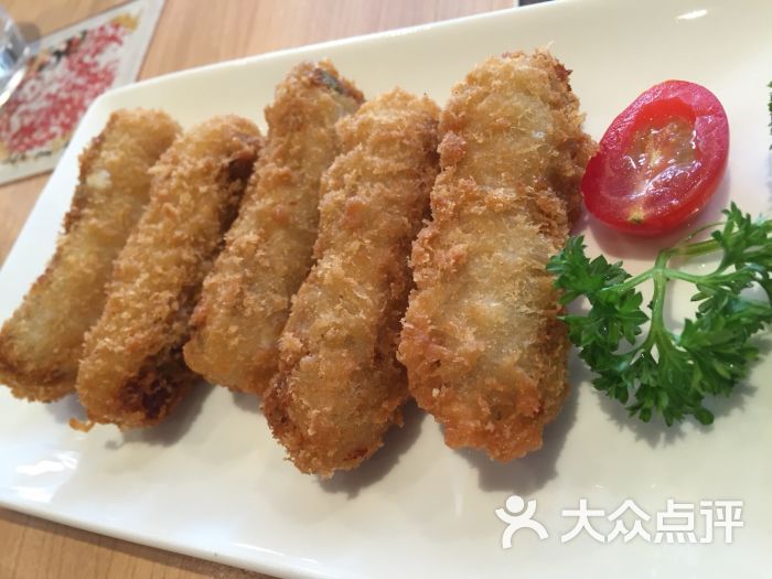必胜客(新世界店)嫩牛香酥卷图片 - 第1张