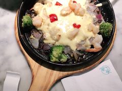 -雀蓝川菜(奥体广场店)