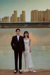 -至臻微拉婚纱摄影