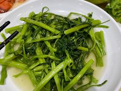 -小海豚•老字号海鲜餐厅(天涯店)