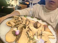 -芸山季·云南山珍菌火锅(人民广场来福士店)