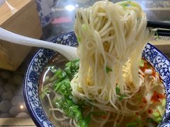 -陇上全荟兰州传统牛肉面(延吉路店)