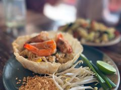 -Pad Thai Kratong Thong by ama