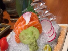 -俊屋料理·烧鸟·寿司·日泰融合菜(星际云汇店)