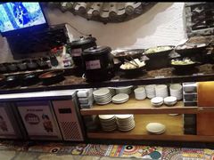 自助调料区-老牌坊云南鱼豆花火锅(爱建店)