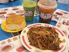 避风塘干炒牛河-憶廟街 X 沙角邨(太古城店)