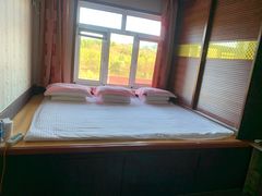 -华龙特色大骨鸡农家菜馆