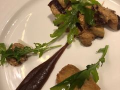 -恰餐厅及酒吧 CHAR Bar & Grill (北京丽都皇冠假日店)