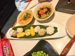 -老牌坊云南鱼豆花火锅(哈西万达店)