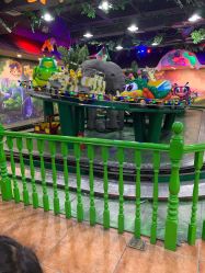 -菲菲羊乐园(临平银泰城店)