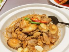 走地鸡焗鲜鲍-RIVIERA 松鹤楼(外滩店)