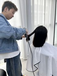 -U·NI SALON 造型