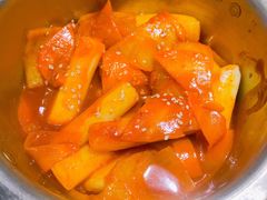 炒年糕-吴草鸡爪오초닭발韩食堂(融恒盈嘉中心店)
