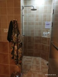 -静博士养生美容连锁