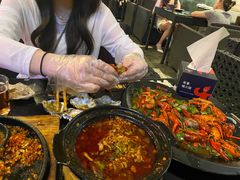 -何师烧烤Pro ·江湖川菜·小龙虾·精酿(太古里旗舰店)