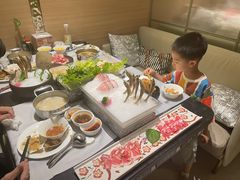 -红鼎豆捞·非遗鲍皇汤火锅(宝丰路店)