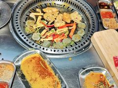 -马路牙子烧烤音乐酒馆(望京店)
