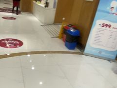 -雅悦齿科(顾村公园店)